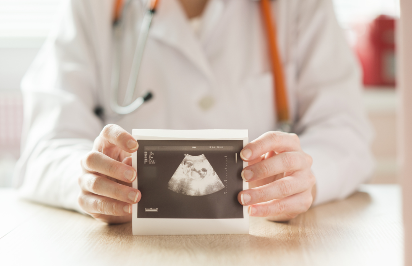 Esami e controlli che ogni donna dovrebbe fare