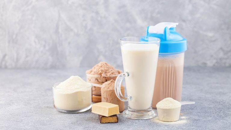 prodotti proteici benefici e rischi